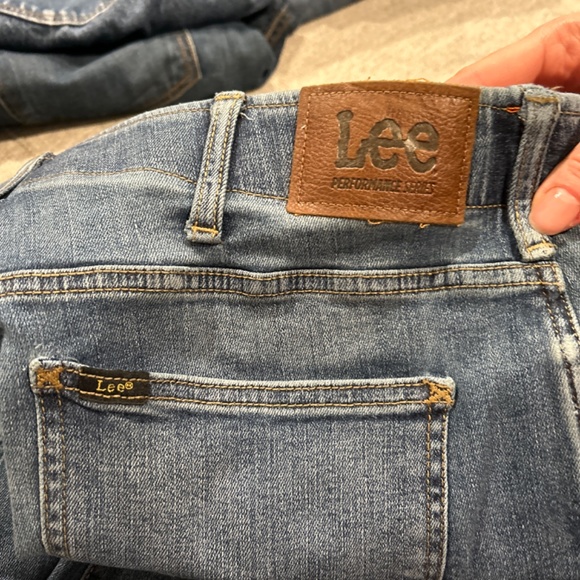 Lee Extreme Motion Jeans - Picture 4 of 6
